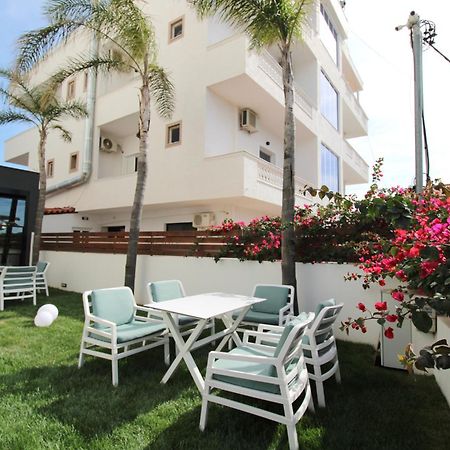 Valmar Hotel Εξαμίλιο Εξωτερικό φωτογραφία