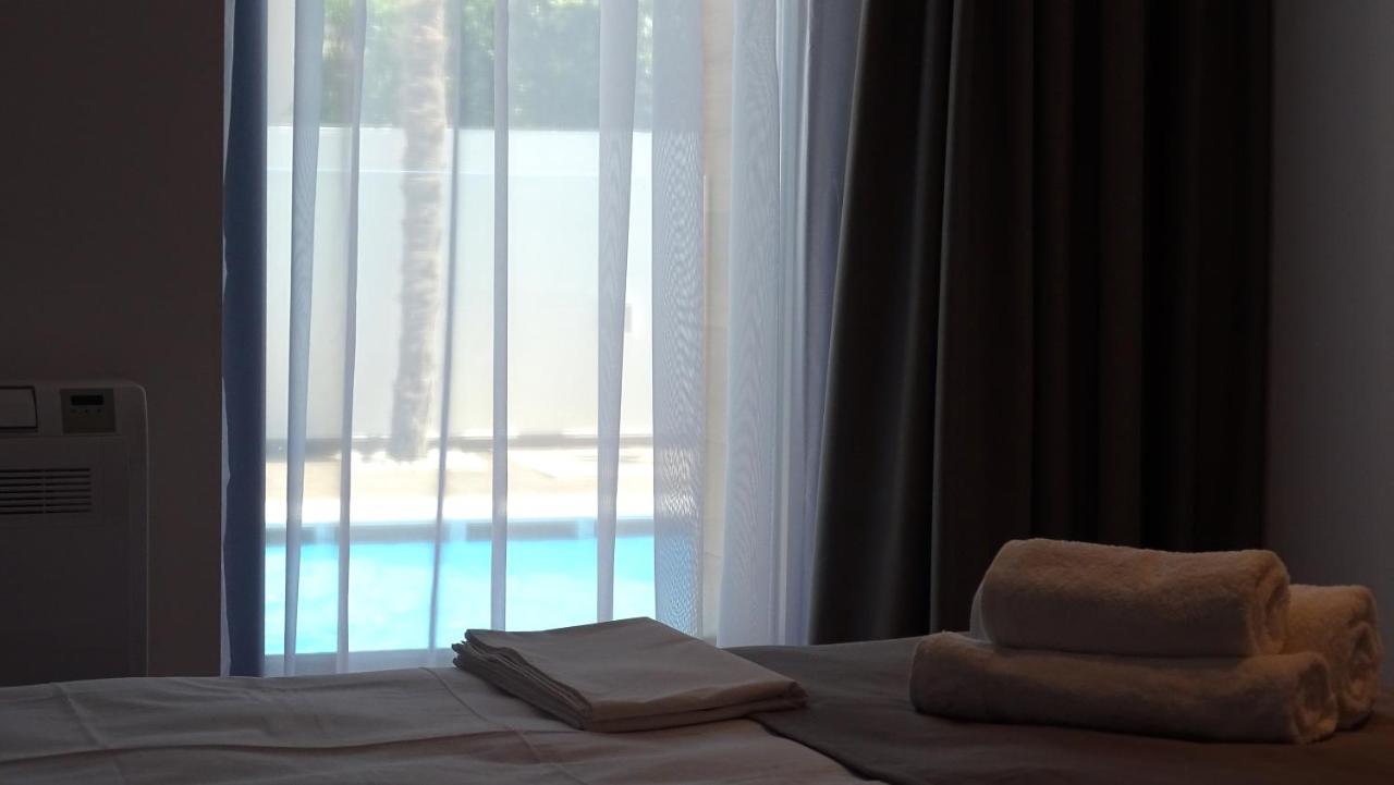Valmar Hotel Εξαμίλιο Εξωτερικό φωτογραφία