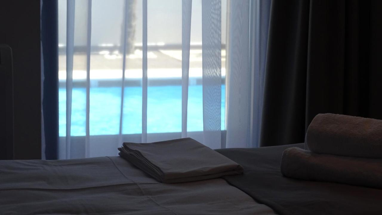 Valmar Hotel Εξαμίλιο Εξωτερικό φωτογραφία